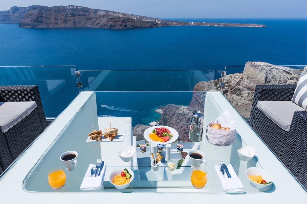 hyperion oia suites