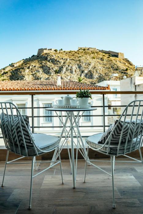 filoxenion luxury rooms and lofts