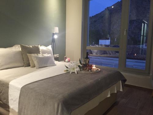 filoxenion luxury rooms and lofts