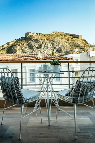 filoxenion luxury rooms and lofts