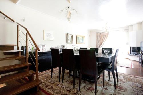 elliniko argyroupoli