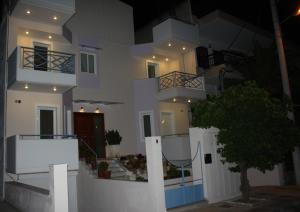 veggie garden athens bandb