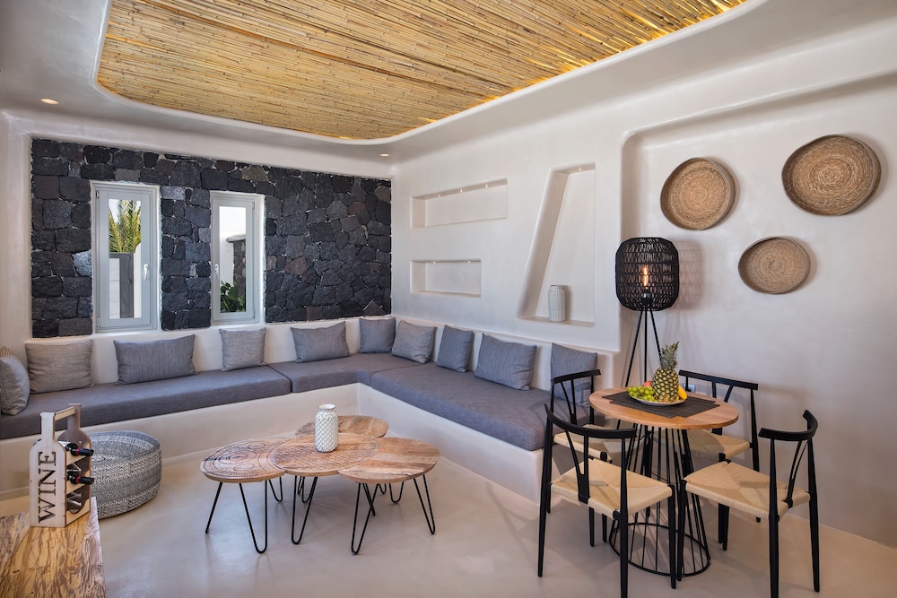 senses luxury houses
