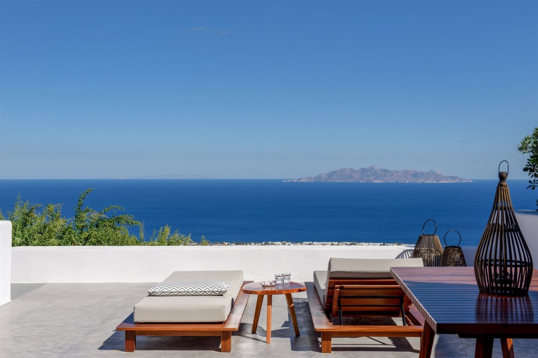 Senses Luxury Houses,Fira>>Exo Gonia,4 star