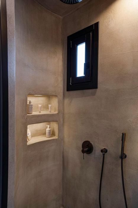 senses luxury houses