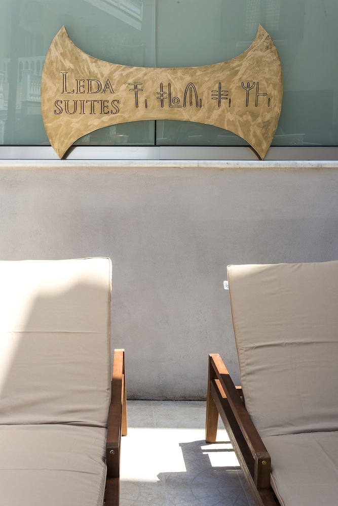 leda suites
