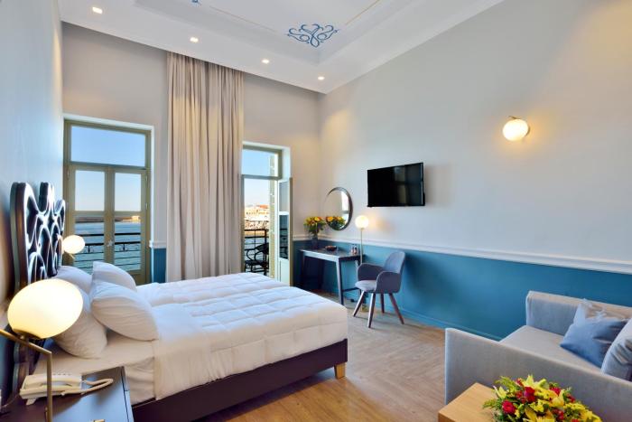 elia palatino adults only