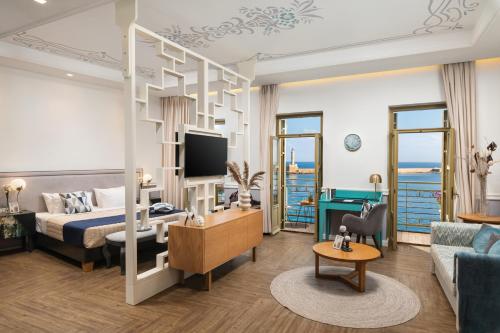 elia palatino adults only