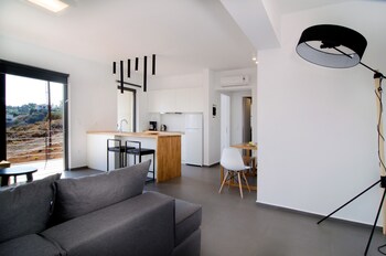 seametry luxury living apartments