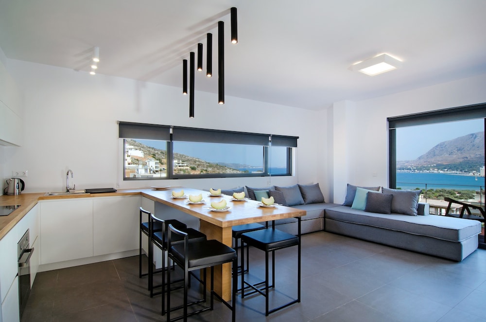 seametry luxury living apartments