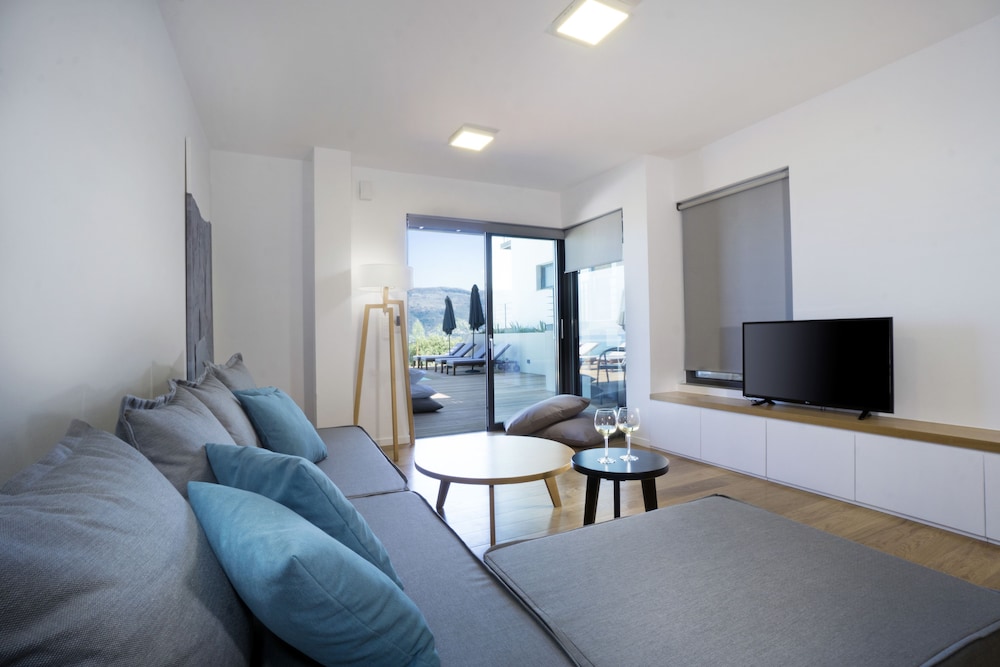 seametry luxury living apartments