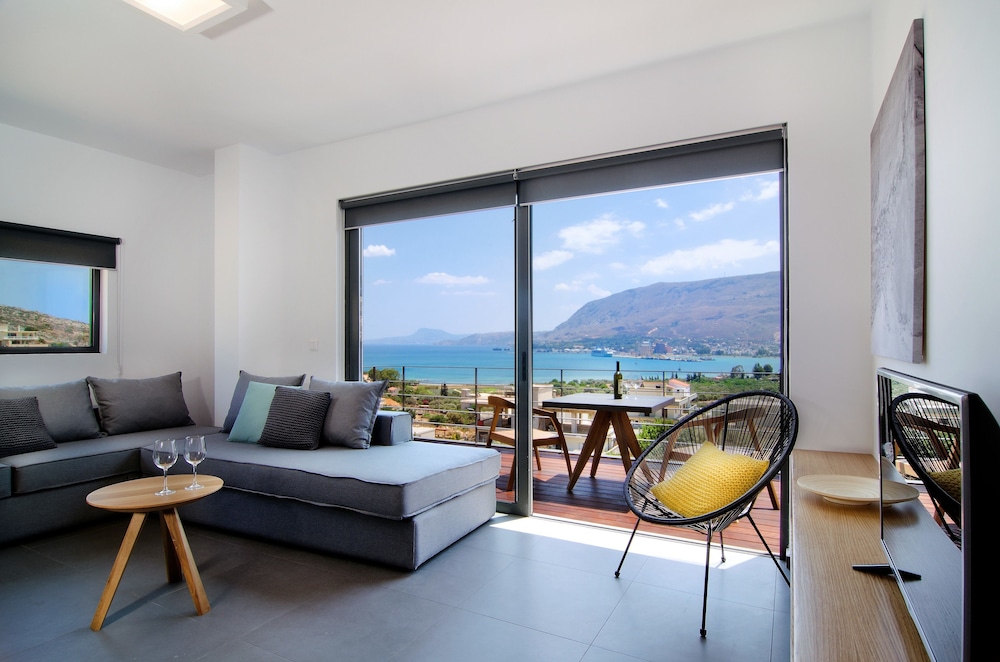 seametry luxury living apartments