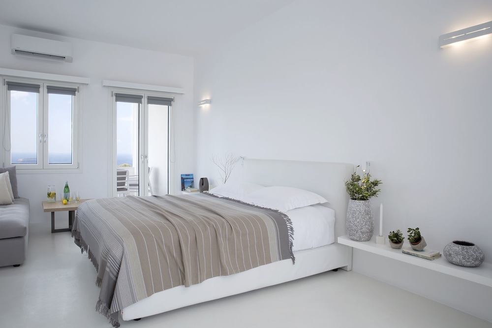 may seven suites adults only