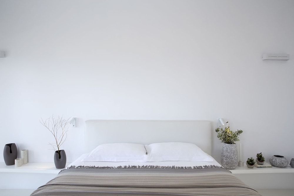 may seven suites adults only