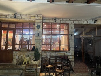 arxontiko tou krommyda