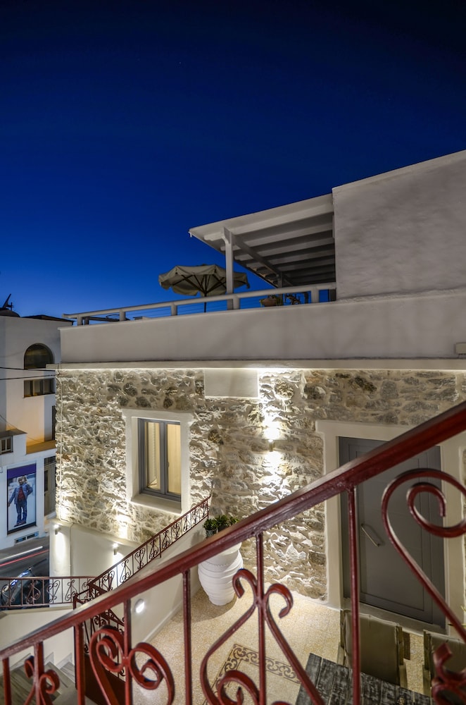 naxos