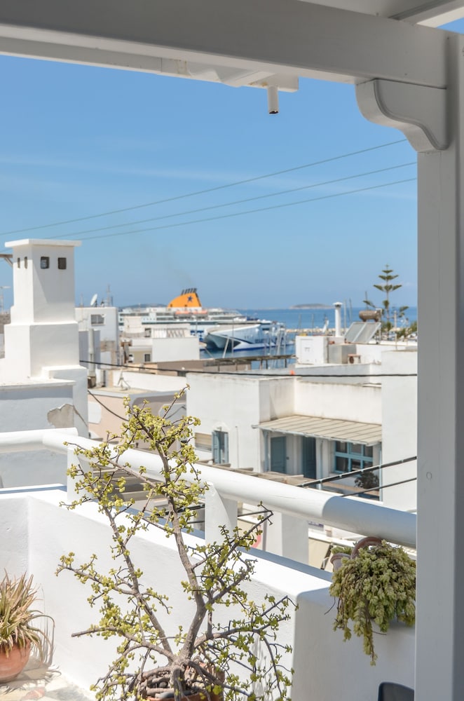 naxos