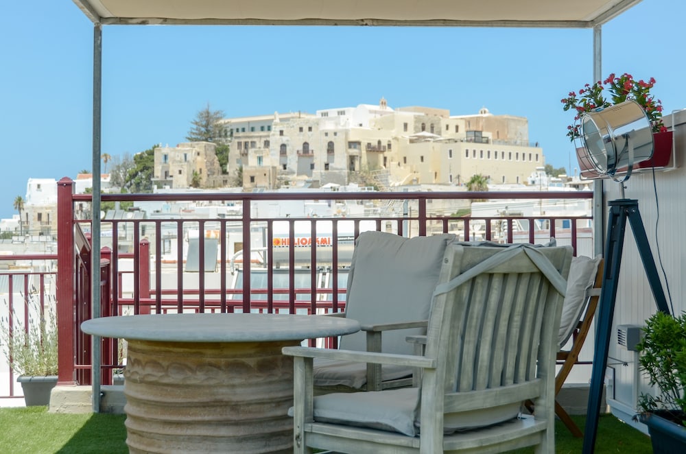 naxos
