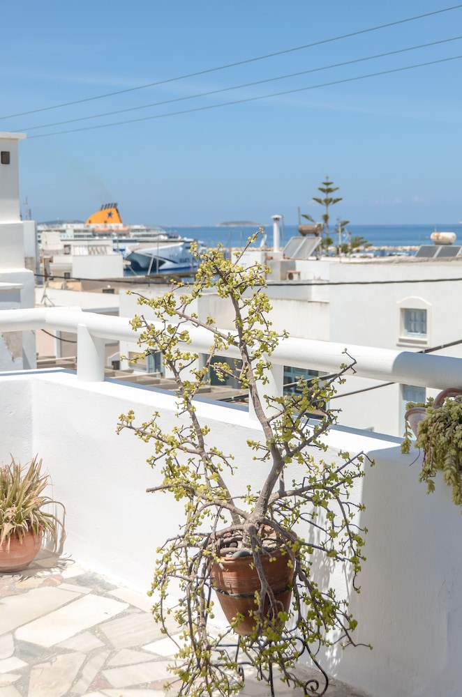 naxos