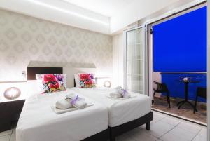 mouria studios and apartments