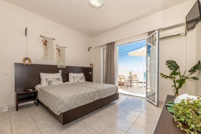 mouria studios and apartments