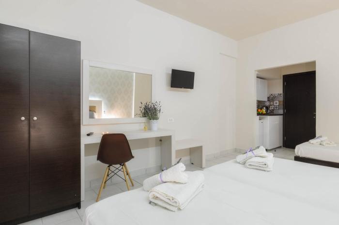mouria studios and apartments