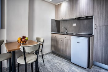 mary hotel and mary royal suites