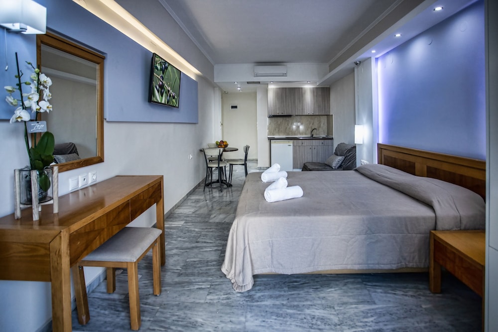 mary hotel and mary royal suites