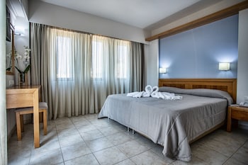 mary hotel and mary royal suites