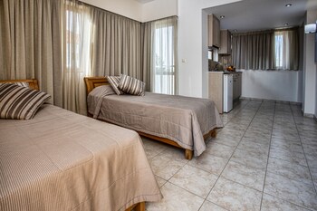 mary hotel and mary royal suites