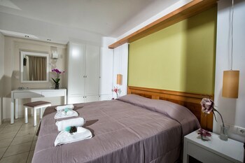 mary hotel and mary royal suites