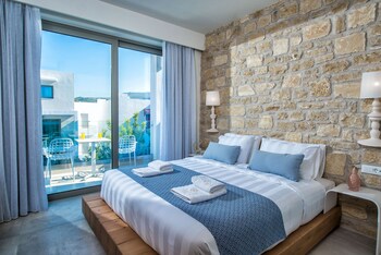 mary hotel and mary royal suites
