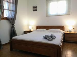 markopoulo mesogaias