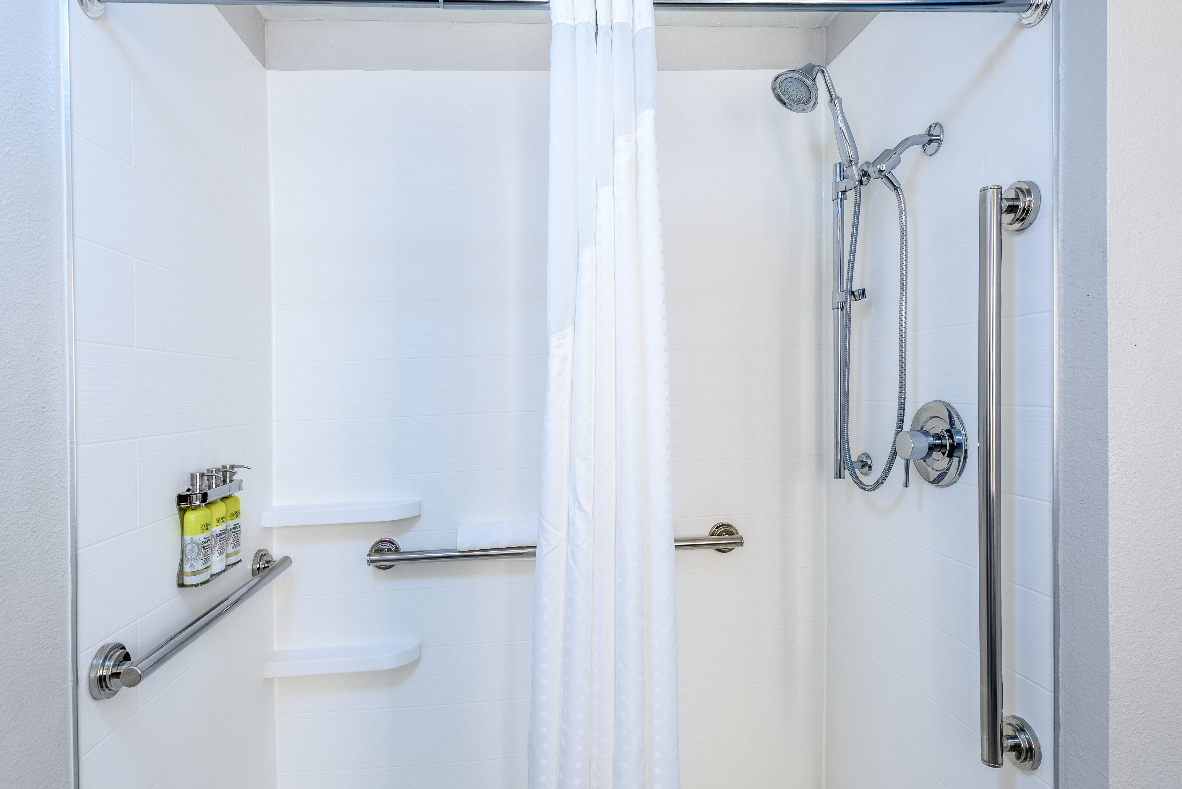 holiday inn express hotel and suites bastrop by ihg