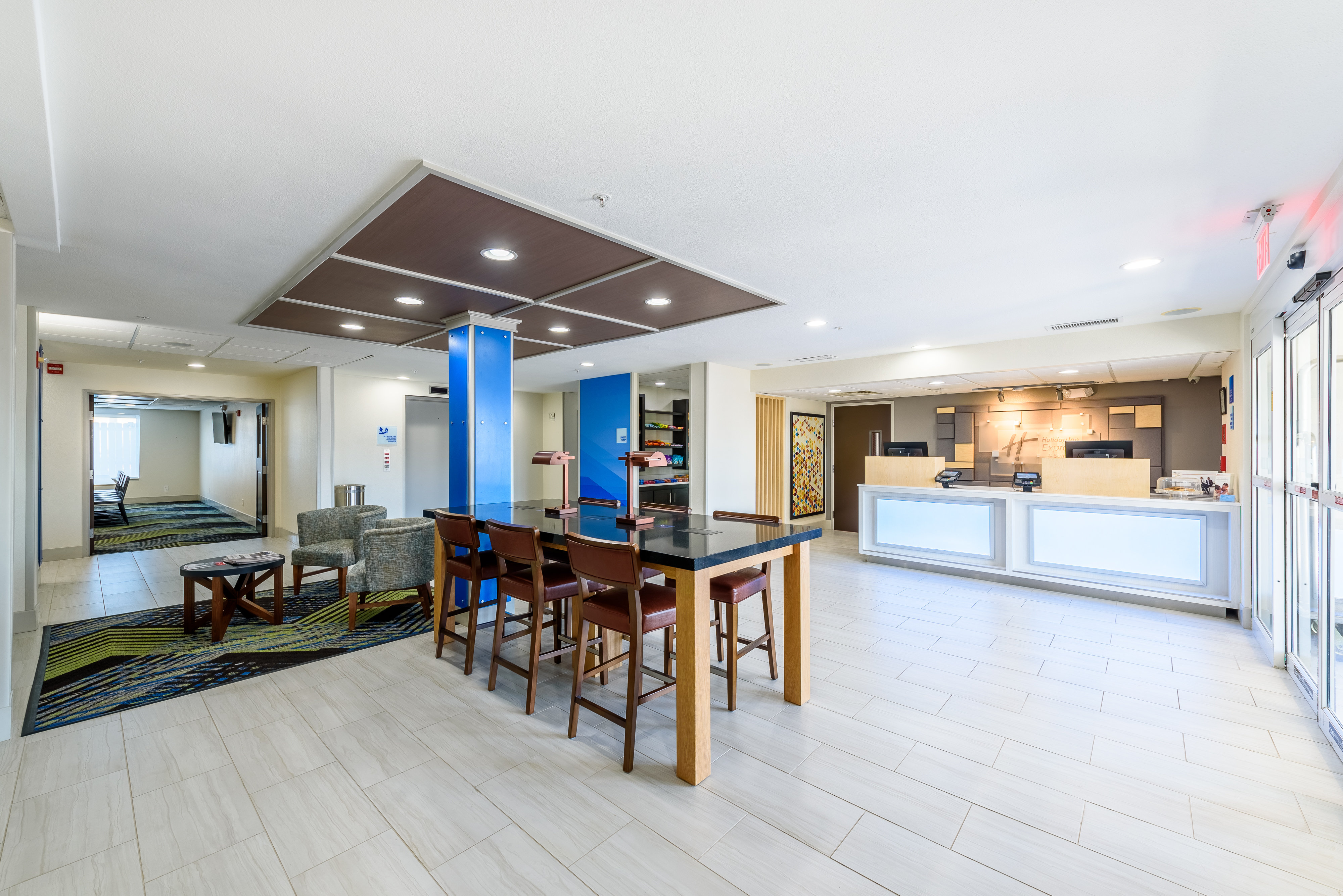 holiday inn express hotel and suites bastrop by ihg