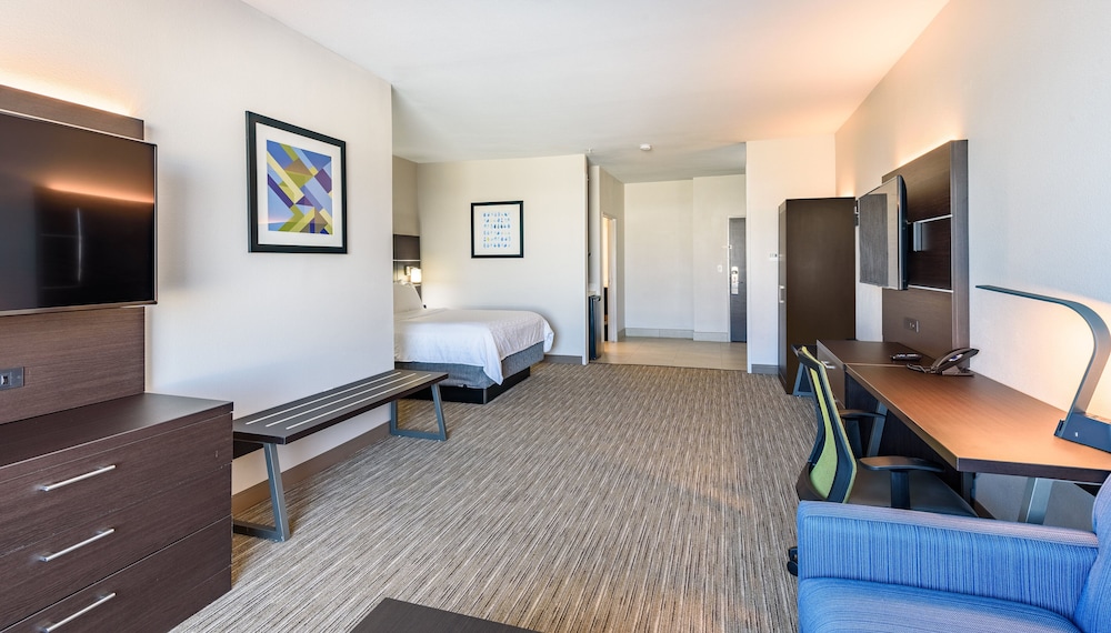 holiday inn express hotel and suites bastrop by ihg