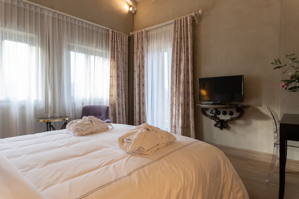 alistos hotel