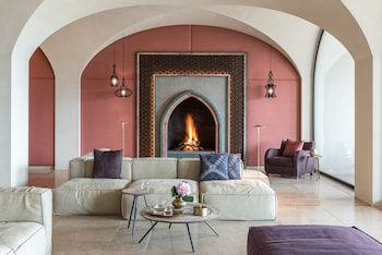 Euphoria Retreat - A Holistic Wellbeing Destination Spa,Magoula>>Lakonia,5 star