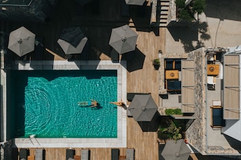 seascape luxury residences adults only