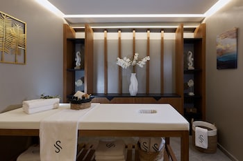 seascape luxury residences adults only