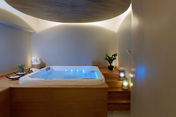 seascape luxury residences adults only