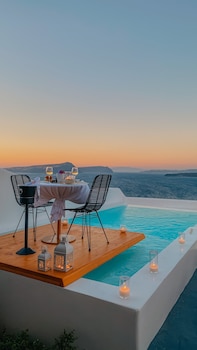 Phos The Boutique Villas & Suites - Adults Only,Fira>>Akrotiri,5 star