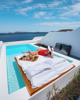Phos The Boutique Villas & Suites - Adults Only,Fira>>Akrotiri,5 star