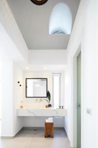 phos the boutique villas and suites adults only