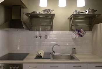 ampoulos rooms and apartments