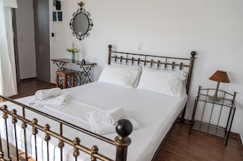 ampoulos rooms and apartments