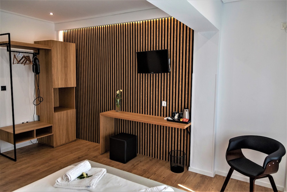 ampoulos rooms and apartments