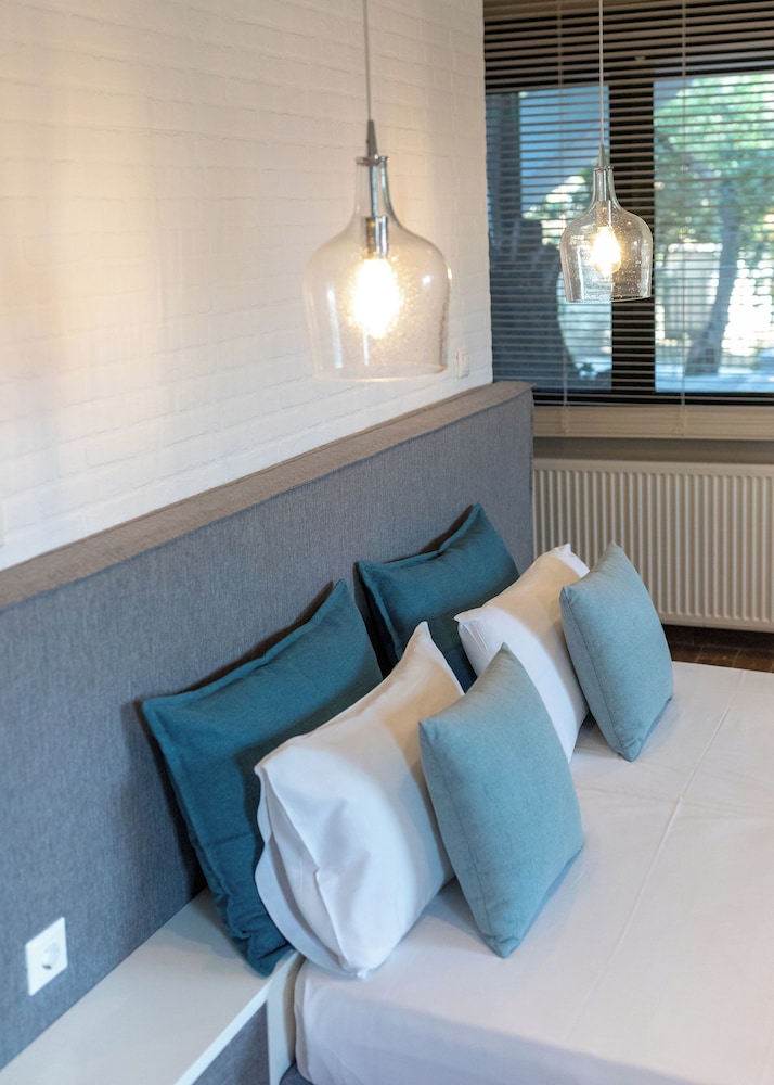 ampoulos rooms and apartments