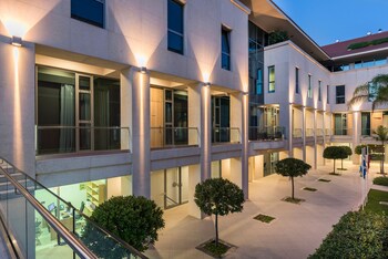 Trianon Luxury Apartments & Suites,Chania Town>>Chania,0 star