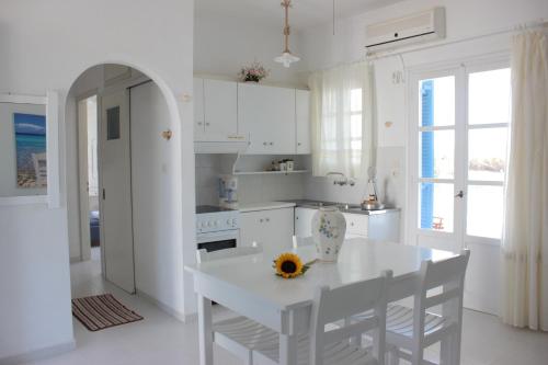 paros